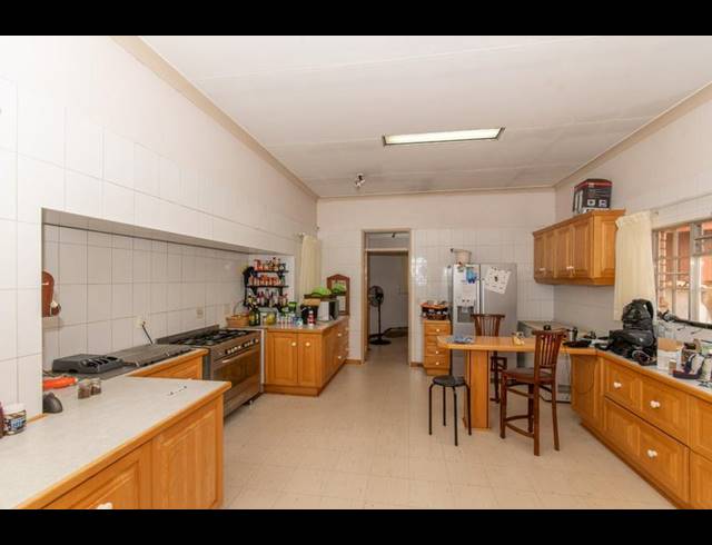 BUSINESS FOR SALE IN WHITE RIVER EXT 5